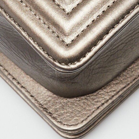 Chanel Metallic Grey Python and Leather New Medium Boy Bag - Picture 10 of 10